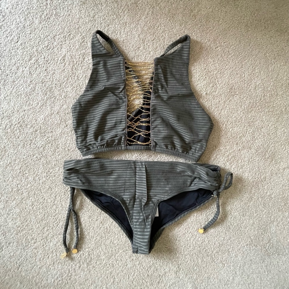 GOLD CHAIN BIKINI FROM COLOMBIA